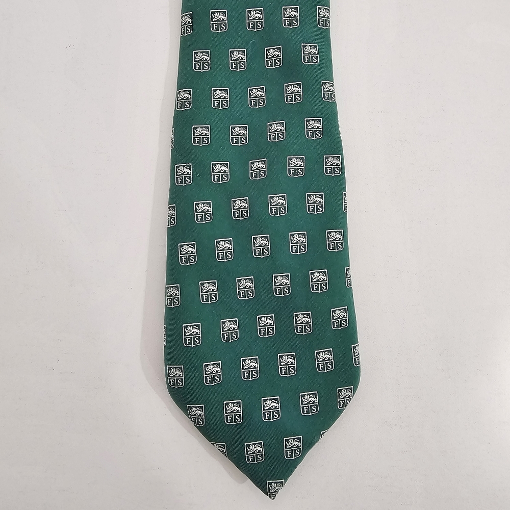 Vineyard Vines Silk Forman School Pattern Tie